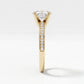 Seraphine - Pavé Forlovelsesring med Oval Diamant