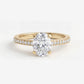 Seraphine - Pavé Forlovelsesring med Oval Diamant